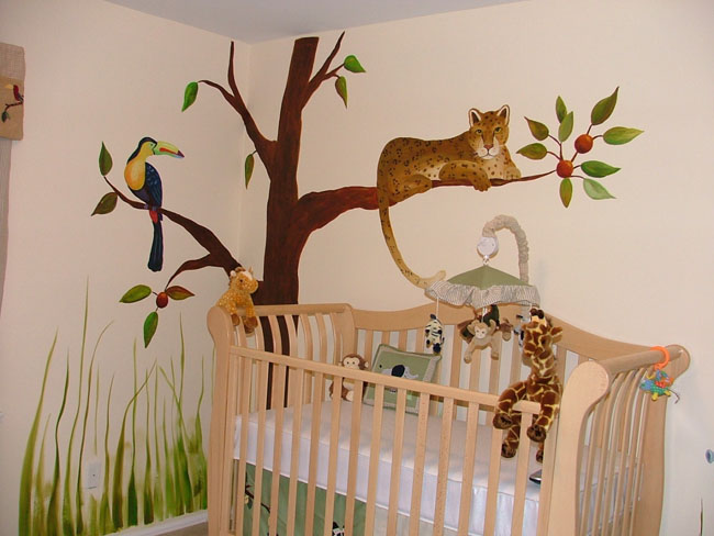 Zoo animals mural